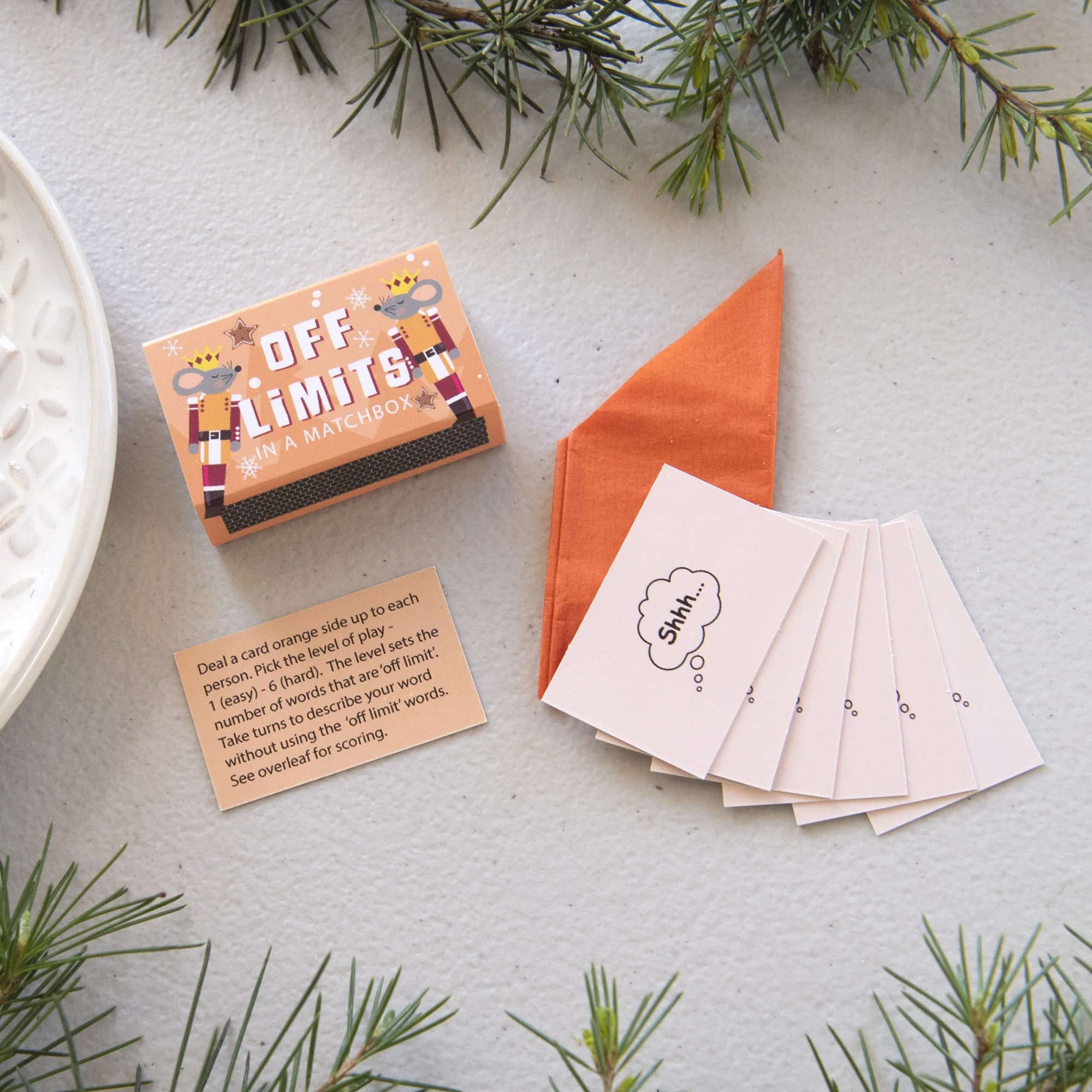 Card Games Six Alternative Christmas Crackers - Image 10