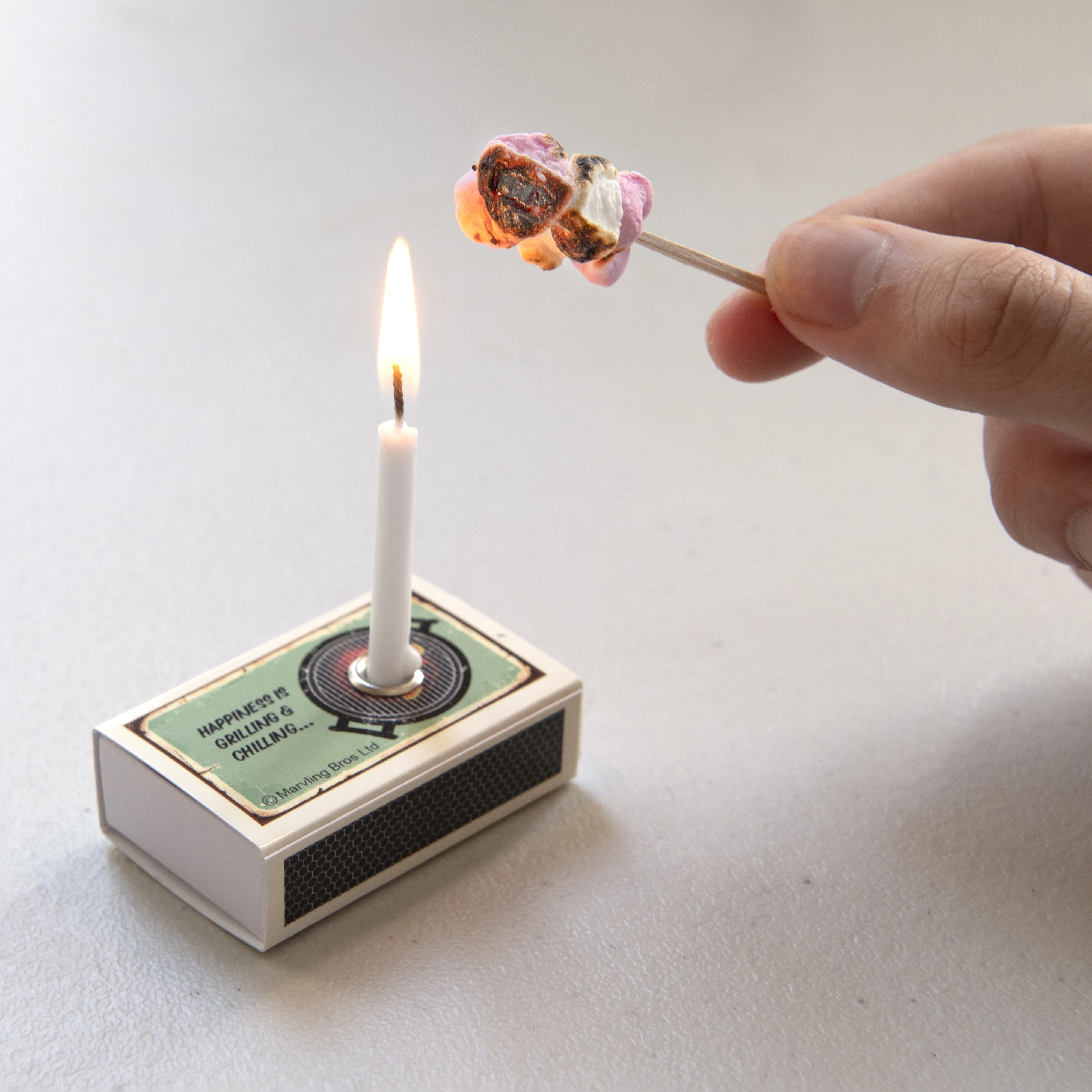 Flame Grilled Kebab Marshmallow Toasting Kit - Image 3