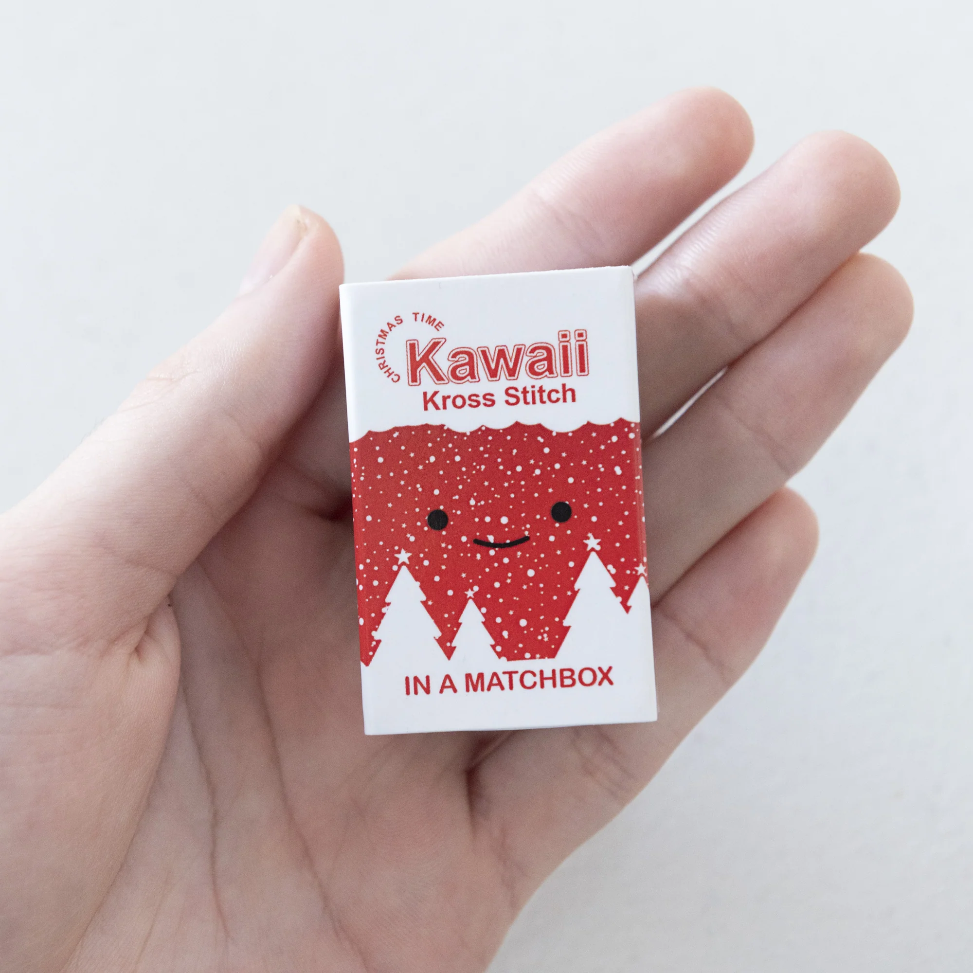 Kawaii Christmas Star Mini Cross Stitch Kit - Image 2